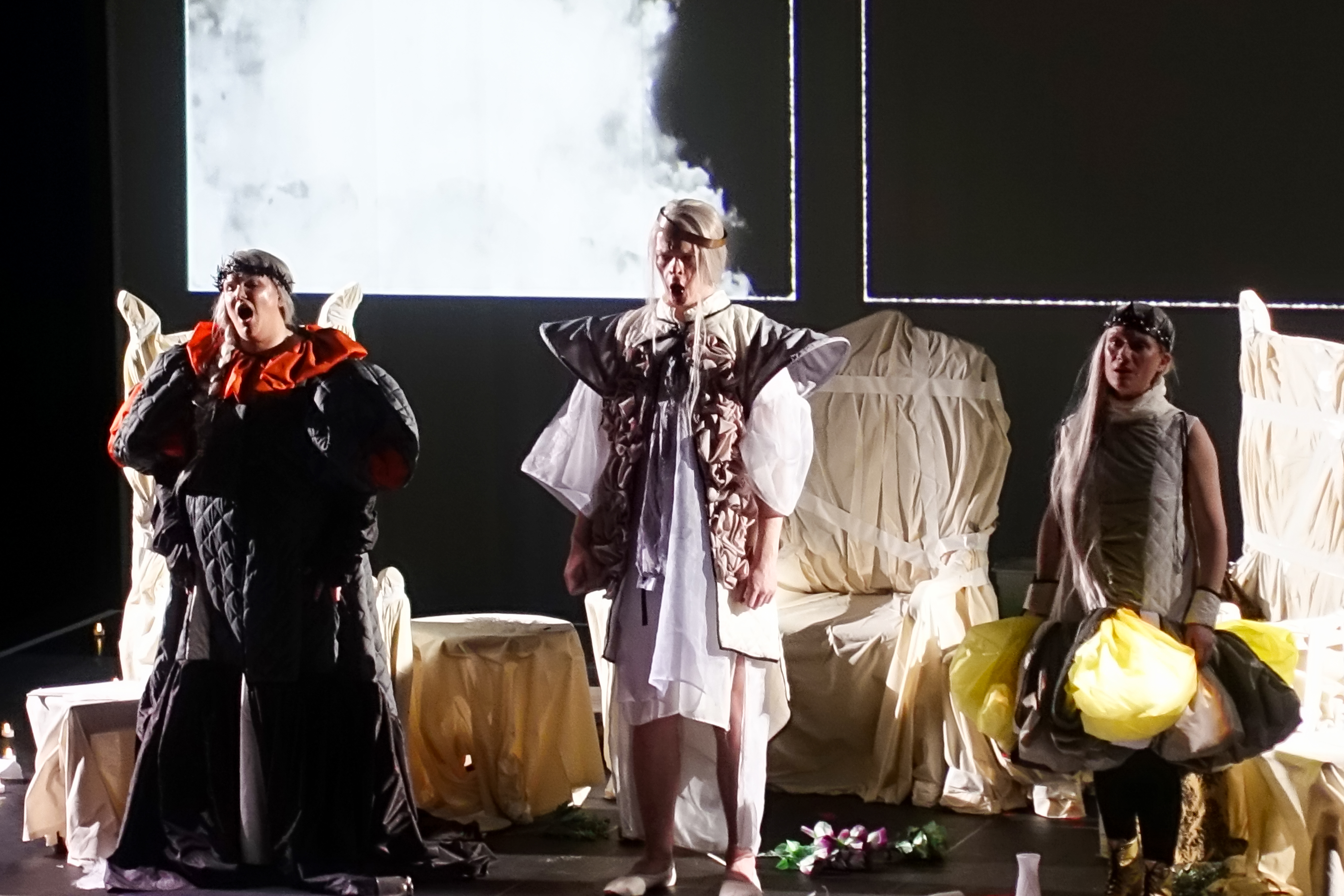 Titus l'empéreur im Carl-Maria-von-Weber-Theater Bernburg 