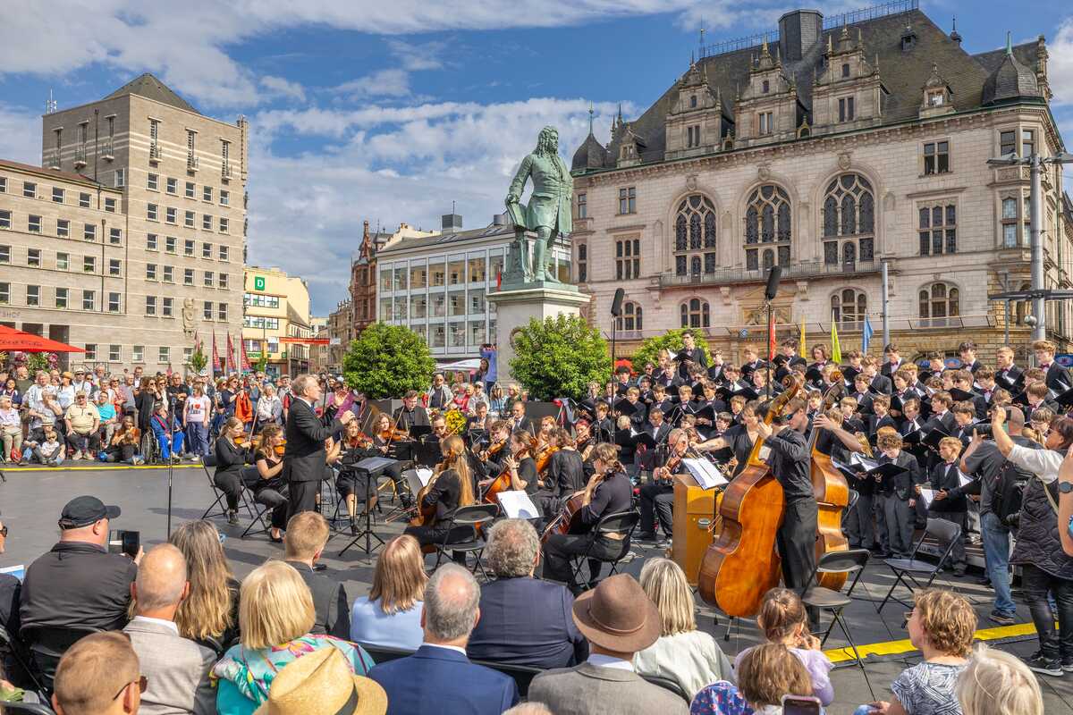 Eröffnung auf dem Marktplatz